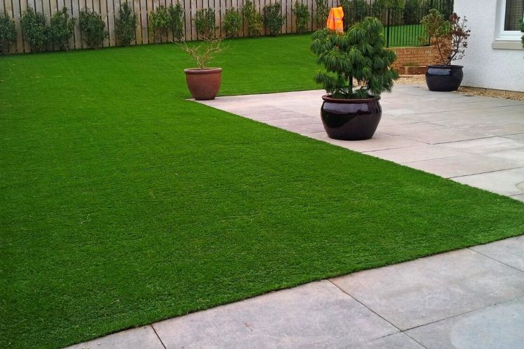 Reliable Grass Carpet Dubai